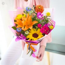 Trending Summer Bouquet Code: HTRHTU1  | National delivery and local delivery or collect from shop